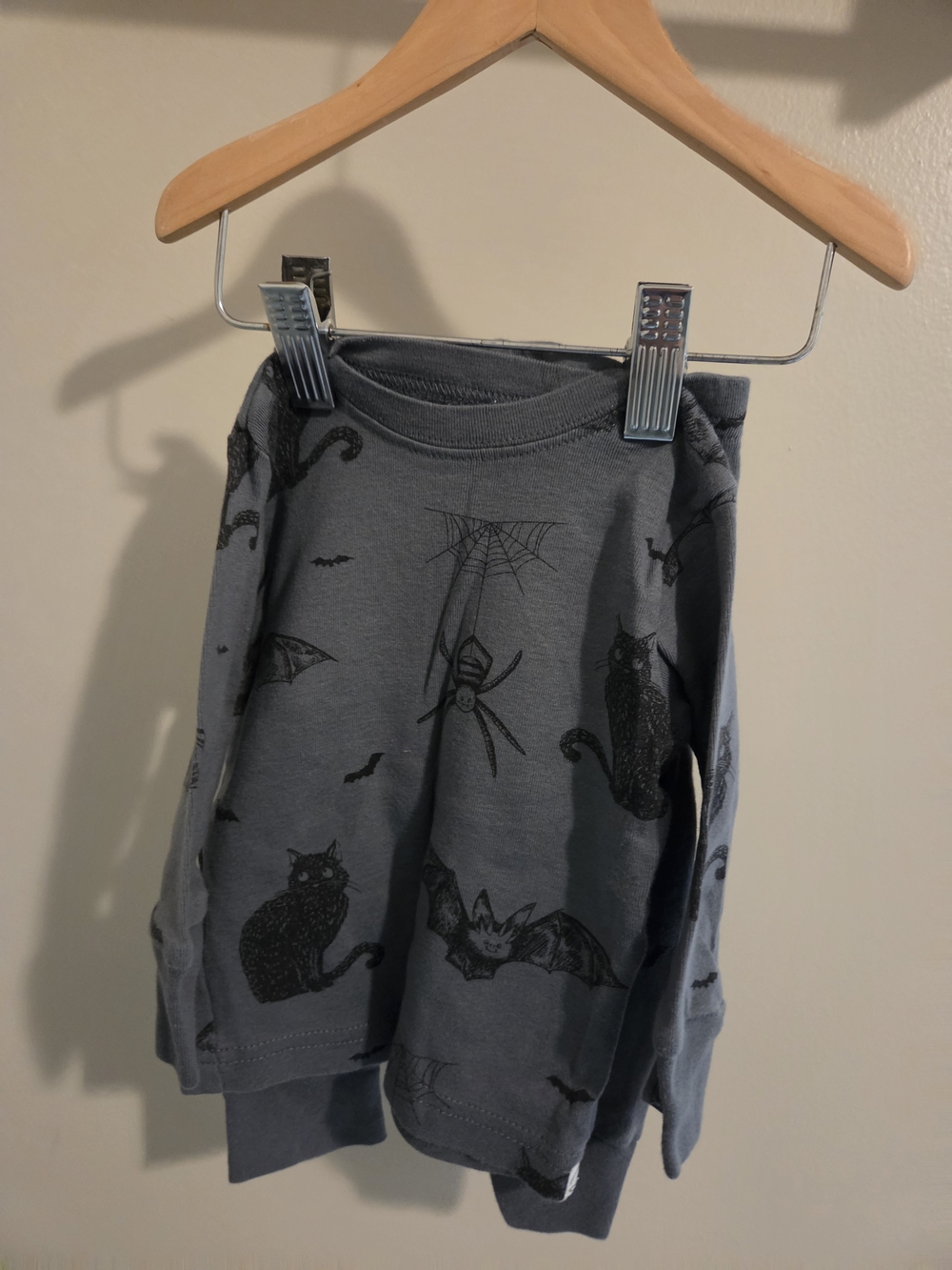 Baby 6M Organic Pajamas Long-Sleeve Gray Halloween Graphic Top And Bottom